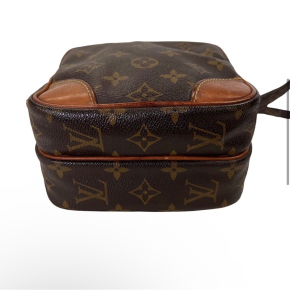 Authentic Louis Vuitton monogram Amazone crossbody. Used. - Picture 3 of 12